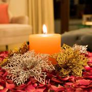 Buy Scented Candles for a flickering yet aromatic delight